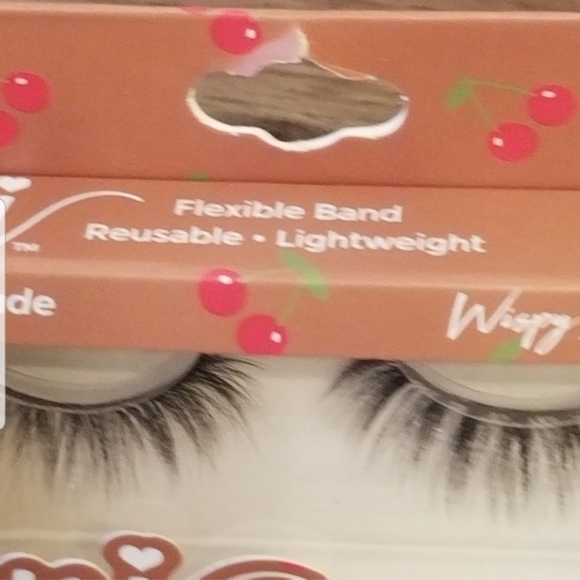 Faux Mink EyeLashes Chocolate Mousse with glue - Picture 10 of 10